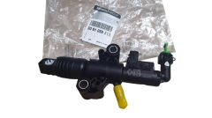 Glavni Cilinder Sklopke Original 306105031R Renault Master 4