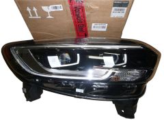 Žaromet Desni Nov Original 260108354R Renault Kadjar Žaromet Desni Nov Original 260108354R Renault Kadjar