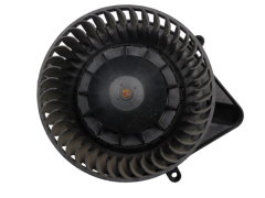 Motor Ventilatorja Grelca Audi Seat 8E1820021E 9020016 Valeo 1103