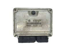 Kontrolna Enota 038906012EM 0281010690 Seat Bosch 63902