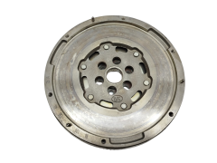 Vztrajnik 9812079680 1.6 E-HDI 8v Citroen Peugeot 308 5008 2