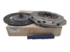 Komplet sklopke Nov Original 302055884R Renault Dacia