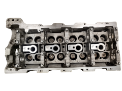Glava motorja Mercedes-Benz A6110104720 R6110162601 2.2 CDI