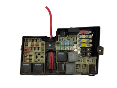 Škatla z varovalkami Ford 3M5T-14A067-BC 518804109 19068