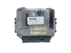 Kontrolna Enota 0281011390 8200310863 8200349846 Renault Bosch 63643