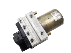 Črpalka Abs Opel Corsa Tigra 90447923 32610392-2 Lucas