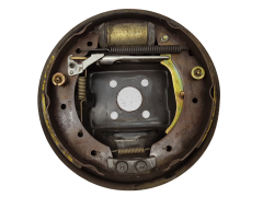 Pokrov zavornega diska Szczęk Leva 7701051524 Renault Clio 2 32191174-3