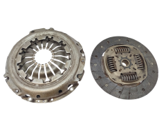 Komplet sklopke 302053302R 302100845R 301012426R 0.9 TCE Renault 43