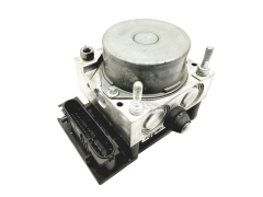 Črpalka Abs Clio 3 Renault 0265800559 8200747140 Bosch 46361
