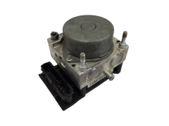 Črpalka Abs Dacia 8200756095 0265800584 0265232198 Bosch 3921