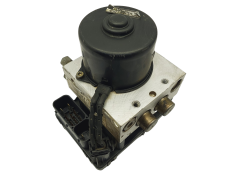 Črpalka Abs Chrysler Voyager P04721427AK 04686702AE Ate 67016