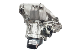 Menjalnik Nov Original JH3304 7701723434 1.6 Dacia Nissan Tiida