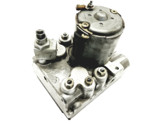 Črpalka Abs BMW 5 E39 3451 1090910 0265217000 Bosch 36567