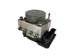 Črpalka Abs Renault Clio 3 8200747140 0265800559 0265232077 Bosch 3798