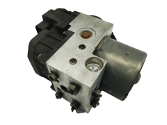 Črpalka Abs Lancia Y 46547226 0265216614 Bosch 67319