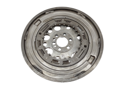 Vztrajnik A2810106800 123103115R Renault Smart Dacia 1.0