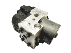 Črpalka Abs Nissan Almera 476605M303 0273004596 Bosch 37159
