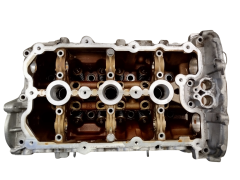 Glava motorja VWAG 06E103286 3.2 FSI V6 CAL