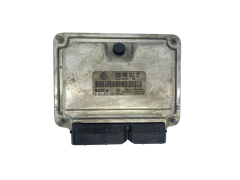 Kontrolna Enota 038906012CE 0281010257 Skoda Bosch 63503