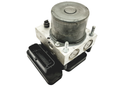 Črpalka Abs VW Polo Skoda Fabia 6C0614517G Bosch 33868
