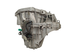 Menjalnik Nov TL4A040 TL4040 7701700600 Renault Megane 3 1.5 dci