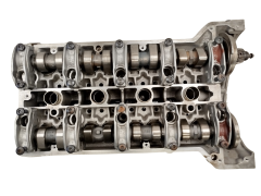 Glava motorja Mercedes-Benz R1110162101 2.2 16V 111961