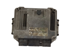 Kontrolna Enota 0281011237 8200305678 8200284704 Renault Bosch 3638
