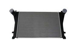 Hladilnik Polnilnega Zraka 5Q0145803K 11451451901 VW Audi Seat Skoda