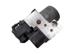 Črpalka Abs VW Audi 8E0614111 HL 0265216411 0273004132 2615