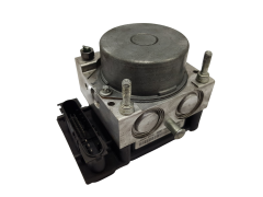 Črpalka Abs Renault Clio 3 8200747140 0265800559 0265232077 Bosch 1034
