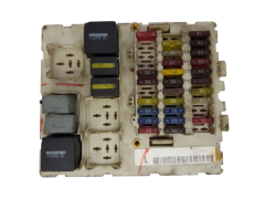 Škatla z varovalkami Ford 2M5T14A073AC 518274204 19827