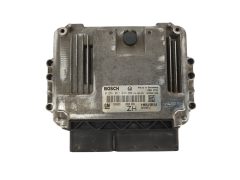 Kontrolna Enota 0281011943 55556829 8973785711 Opel Bosch GM Isuzu 3558