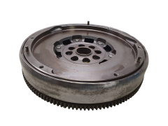 Vztrajnik 9646735680 2.0 HDI Citroen Peugeot S5