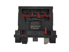 Kontrolna Enota 3C0937049L F005V00532 VW Bosch