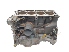 Blok Motorja 1.4 16v K4JB713 k4J713 Renault Clio 2 7701472318