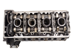 Glava motorja Mercedes-Benz R6040160304 2.2d 604912