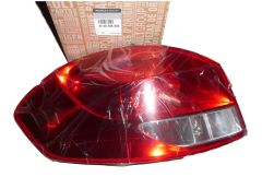 Zavorna luč Levi Zadaj Nov Original Renault Clio 3 8200586843 Zavorna luč Levi Zadaj Nov Original Renault Clio 3 8200586843
