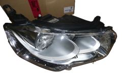 Žaromet Desni Nov Original 9675139980 Citroen C-Elysee