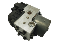 Črpalka Abs Nissan Primera 476608F820 0273004316 0265216586 67120