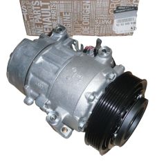 Kompresor Klimatske Naprave Nov Original 926000994R Renault 1.5 DCI