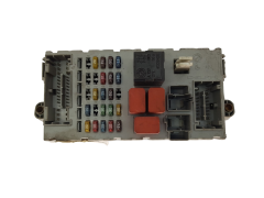 Škatla z varovalkami Fiat 51734379 NPL 51733921 CPL 501210050080 Delphi 20602