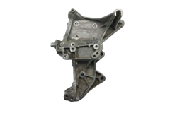 Nosilec motorja 8200054611 2,0 16v Renault Scenic