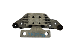 Nosilec Motorja Opel Astra K 39080458