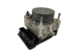 Črpalka Abs Renault Clio 3 8200747140 0265800559 0265232077 Bosch 4744