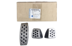 Pokrovi Pedal Komplet Nov Original 13456280 Opel