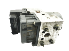 Črpalka Abs Nissan Almera 47660-5M306 0273004635 Bosch