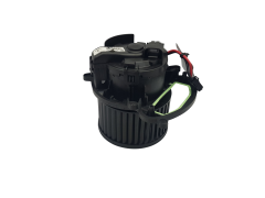 Motor Ventilatorja Grelca Renault T911738 272109102R Valeo 3311