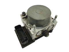 Črpalka Abs Fiat Grande Punto 51798104 0265800690 Bosch 63521