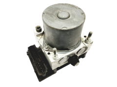 Črpalka Abs Nissan Almera 47660BU700 0265800331 Bosch 38352
