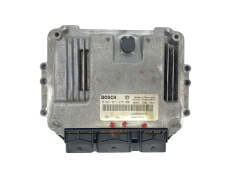 Kontrolna Enota 0281011275 8200305678 8200269879 Renault Bosch 63563